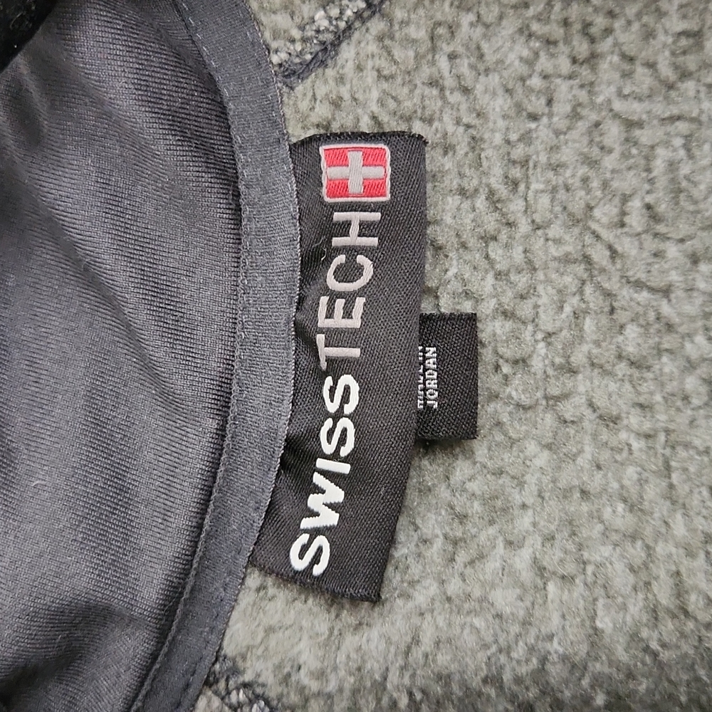 Swiss Tech Mock Neck Fleece - Picture 4 of 7